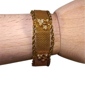 Goldette VINTAGE Pearls Mesh gold BRACELET 7 1/2”